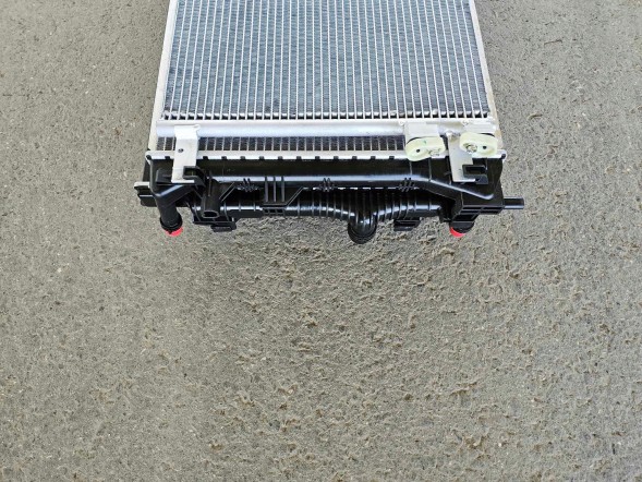Китай ZK1-000235 Комплект радіаторів вентилятора для VW Arteon, VW T-Roc, Passat B8 TDI