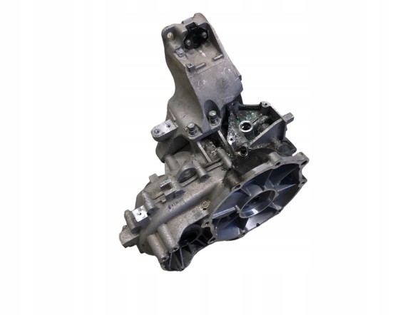 Hyundai OE КОРОБКА ПЕРЕДАЧ HYUNDAI KONA 44500-18EA0