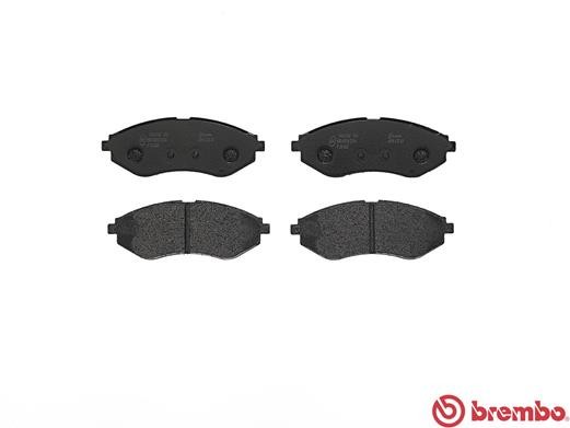 P24048 BREMBO Комплект гальмівних колодок з 4 шт дисків