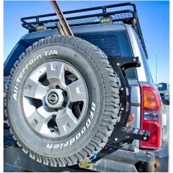 Fabryka4X4 DSU УНІВЕРСАЛЬНА ДРАБИНА НА БАГАЖНИК, ЩО КРІПИТЬСЯ НА ЗАПАСНЕ КОЛЕСО