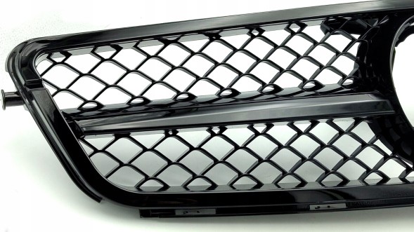 Automaniac A204060 ЗНЯТТЯ РЕШІТКИ MERCEDES C W204 S204 C204 AMG STYLING C63 GLOSS BLACK