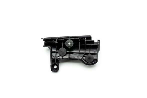 BMW OE 5210 7011774 Кришка направляючої ременя права BMW E46 E83