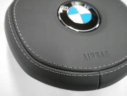 BMW OE BMW G05 G06 G07 G14 G15 G16 PODUSZKA AIRBAG KIEROWCY 8094574 32308094574 BMW G05 G06 G07 G14 G15 G16 ПОДУШКА БЕЗПЕКИ ВОДІЯ 8094574 32308074574
