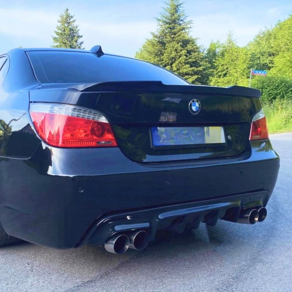 Китай Dyfuzor BMW E60 E61 M Pakiet Дифузор BMW для заднього бампера M Pakiet чорний глянець
