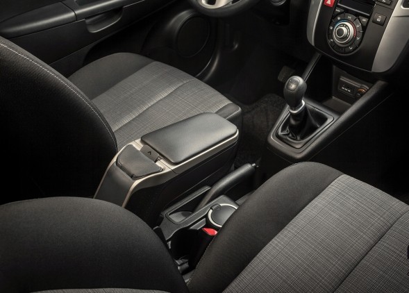 Rati C06892A Підлокітник для Toyota Aygo X, 2025- , титаново-сірий