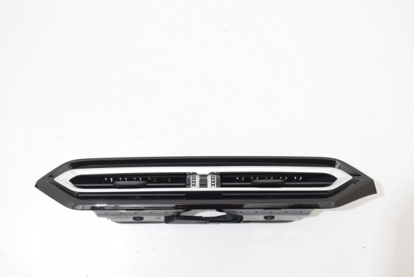 BMW OE 5A04CE2 BMW BMW G20 G21 G22 G26 LCI Lift Центральний вентиляційний отвір Вентиляція приладової панелі