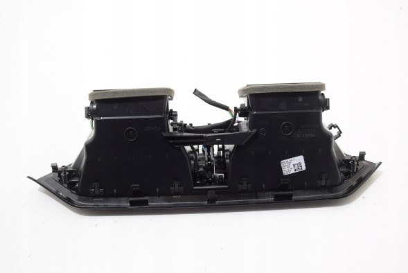 BMW OE 5A04CE2 BMW BMW G20 G21 G22 G26 LCI Lift Центральний вентиляційний отвір Вентиляція приладової панелі