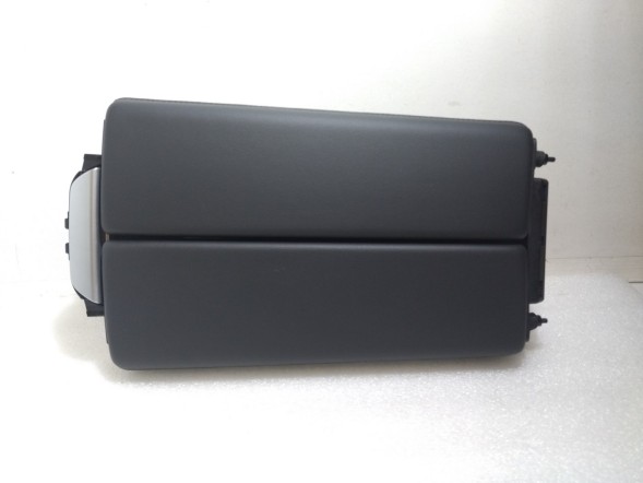 Volkswagen OE 14A864207B ПІДЛОКІТНИК ШКІРА СКЛАДАНИЙ VW ID.7 2023+