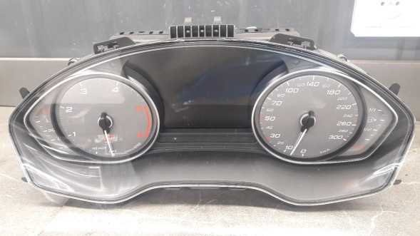 Audi OE 8W5920777P лічильник годинників audi a4 s4