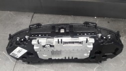 Audi OE 8W5920777P лічильник годинників audi a4 s4