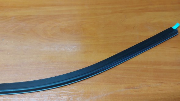 Toyota OE 56153-12010 COROLLA E21 УЩІЛЬНЮВАЧ ЛОБОВОГО СКЛА ПЕРЕДНІЙ TOYOTA COROLLA E21 УНІВЕРСАЛ ХЕТЧБЕК