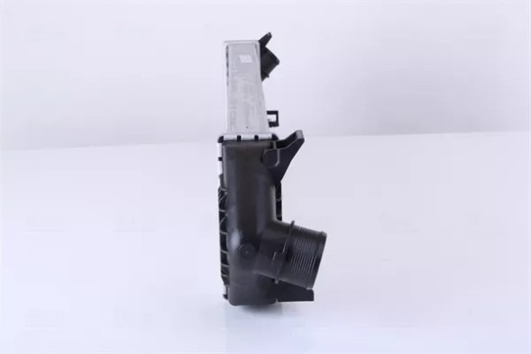Nissens 96481 Інтеркулер ford c-max 07-10/focus 04-/mondeo 07-