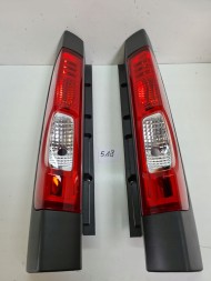 Magneti Marelli 8200336830 Лампа права задня влучна vivaro 01-06 НОВА