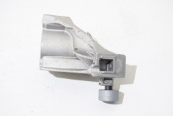 BMW OE 6884475 BMW Lewa łapa silnika + śruby BMW G20 G22 G26 G30 G11 G01 G05 G06 G07 LCI B57 Ліва опора кронштейн двигуна