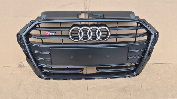 Audi OE GRILL AUDI S3 8V LIFT 2016-2020 POD RADAR ACC WERSJA BLACK Муляж решітки радіатора GRILL Audi S3 8V LIFT 16-20 з радаром OE 8V3853651AE!