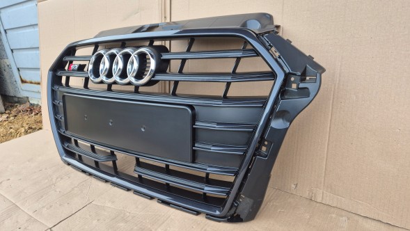 Audi OE GRILL AUDI S3 8V LIFT 2016-2020 POD RADAR ACC WERSJA BLACK Муляж решітки радіатора GRILL Audi S3 8V LIFT 16-20 з радаром OE 8V3853651AE!