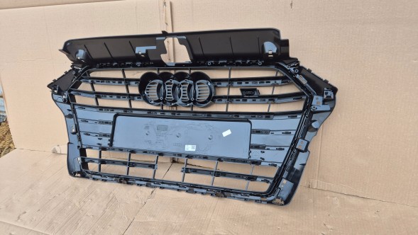 Audi OE GRILL AUDI S3 8V LIFT 2016-2020 POD RADAR ACC WERSJA BLACK Муляж решітки радіатора GRILL Audi S3 8V LIFT 16-20 з радаром OE 8V3853651AE!