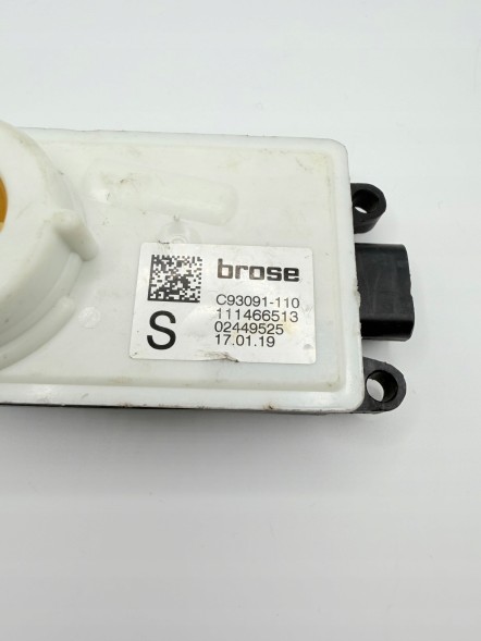 BMW OE 111466513 C93091-110 BMW G01 G02 G11 G12 G30 G31 Двигун шторки ролети C93091-110 111466513
