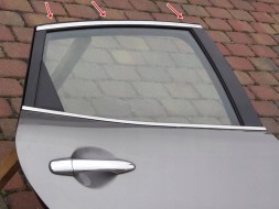 Infiniti OE 82282-1MA0A Infiniti M30 M35 M37 Q70 планка верхня права задня 10-