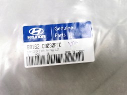 Hyundai OE Обшивка, захист сидіння права Hyundai OE 88162 C8030PFC