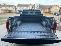 0AMS DODGE RAM 1500 09-18 ROLETA MIĘKKA 5.7 DODGE RAM 1500 Gen. 4 2009-2018 РОЛЕТА-КРИШКА БАГАЖНИКА ЗГОРТАЄМА КОРОТКА 5.7FT