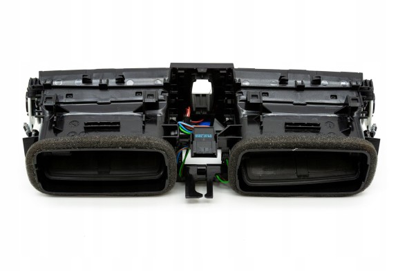 BMW OE 64229218552 Центральна решітка повітрозабірника BMW F30 F32 F82