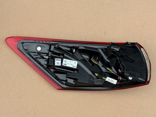 Ford OE FM2B-13404-BF / S-MAX MK2 ST-LINE FORD S-MAX MK2 ST-LINE 2015-2023 ЗАДНІЙ ЛІХТАР ПРАВИЙ LED ОРИГІНАЛ FM2B-13404-BF