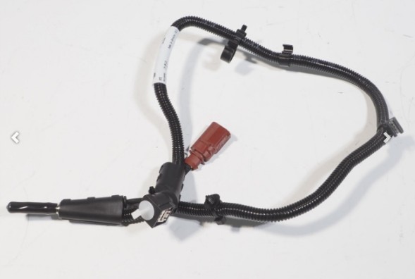 Volkswagen OE 4G0131984AP ШЛАНГ ДОЗУВАННЯ ФОРСУНКИ РЕАГЕНТУ RED VOLKSWAGEN_GROUP