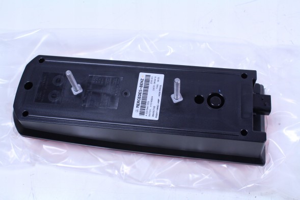 Mercedes-Benz OE ЗАДНЯ ЛІХТАР MERCEDES A0035447203