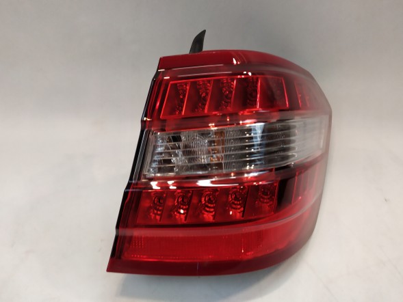 Mercedes-Benz OE 2128200464 ЛІХТАР ЗАДНИЙ ПРАВИЙ MERCEDES W212 E-CLASS