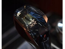 Crystal EVO X1 F48 F49 X2 F39 2020-2021 Кришталевий комплект ручки перемикання передач для BMW X1 Series F48 F49 2020-2021