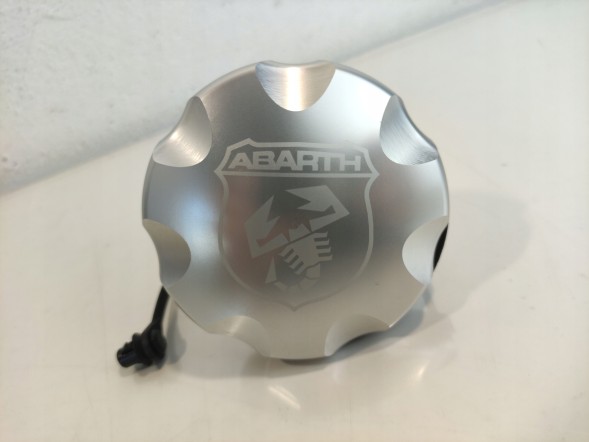 Abarth 5743870CAREWAYFGH Алюмінієва кришка бензобака Scorpion/Esseesse Original 5743870