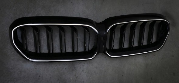 TOPGER KRG-BMW-301 X LED РЕШІТКА РАДІАТОРА BMW 5 G38 21-23 ЧОРНИЙ ГЛЯНЕЦЬ 2 ПЛАВНИКА ICONIC GLOW