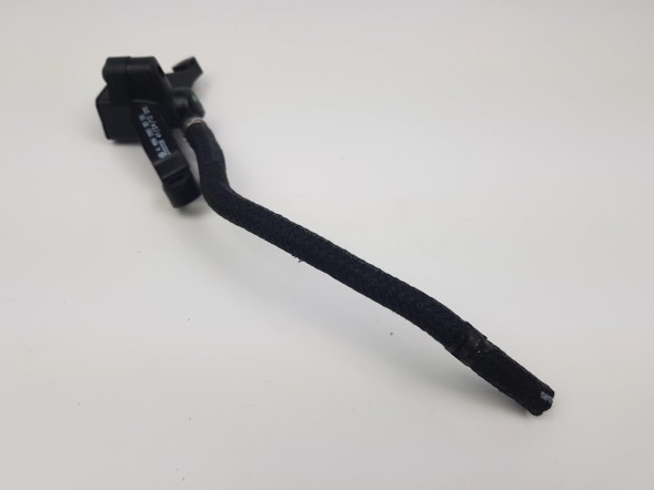 Mercedes-Benz OE A0009057007 A6560903000 Датчик тиску повітря Mercedes w206 А0009057007