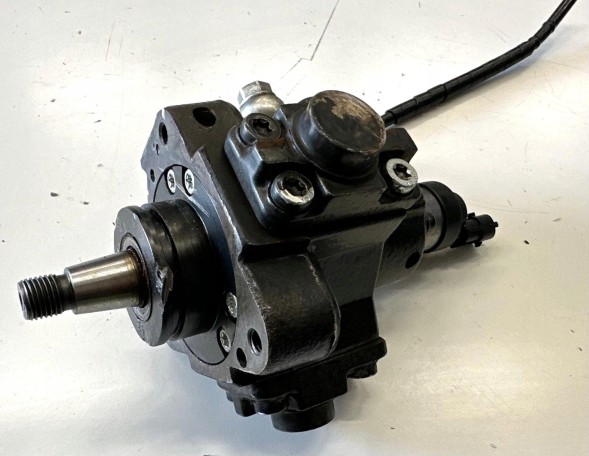 Bosch 0445010320 5801439062 Паливний насос високого тиску (ТНВД) Bosch дизельний європейського типу
