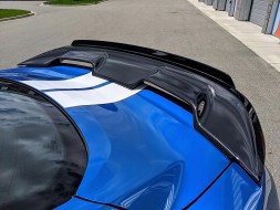 Ikon Motorsports JGD-MU15-RSMACH1GB Спойлер Лоток MACH1 Стиль + Gurney Flap - Блиск FORD MUSTANG 2015-2023