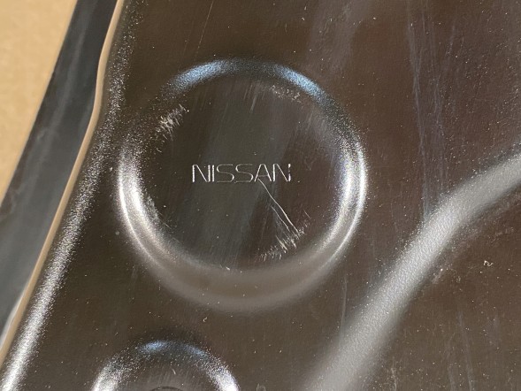 Nissan OE K13 micra próg prawy słupek NISSAN MICRA K13 РАМА, ПРАВА СТІЙКА