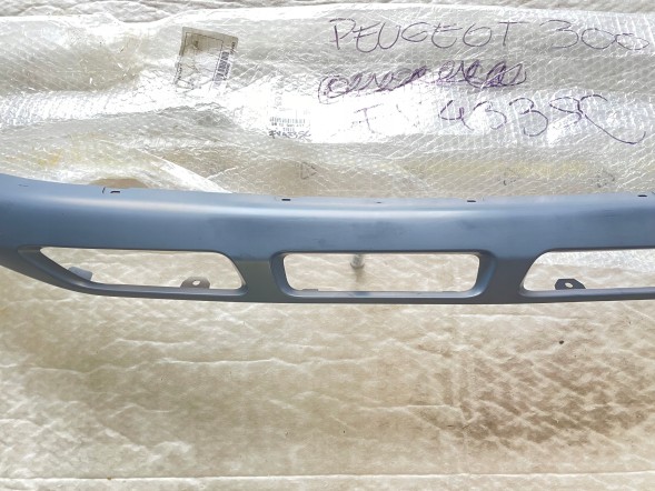 Peugeot OE 9810880477 981088041T 98 10 880 41T spoiler spojler nakładka dokładka dolna dolny zderzaka przedniego przednia przód przodu w zderzak zderzaka СПОЙЛЕР НАКЛАДКИ БАМПЕРА PEUGEOT 3008 5008 II ПЕРЕДНІЙ