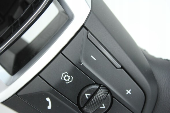 BMW OE 5A4EE18 32305A4EE18 VIN: 7K58777 СПОРТИВНЕ РУЛЬМО BMW U06 U11 ASSIST