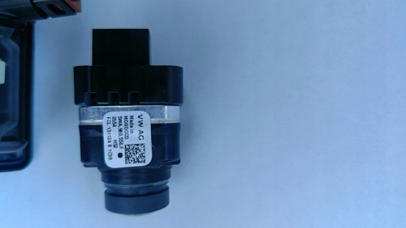 Volkswagen OE НОВА КАМЕРА З РУЧКОЮ VW SKODA SEAT OE 5LJ827566A 5WA980556F ДЛЯ ЗАДНЬОЇ КРИШКИ