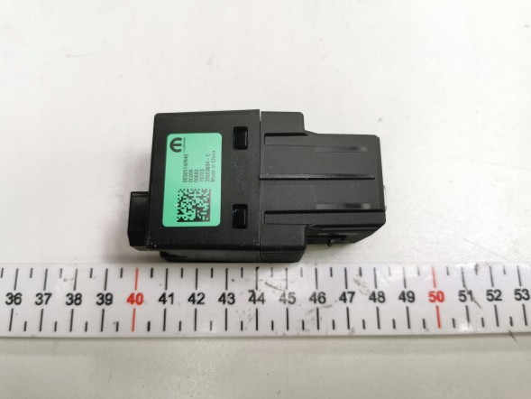 Mopar ЦЕНТРАЛЬНА КОНСОЛЬ USB TYPE-C ПОРТ ЗАРЯДКИ DODGE HORNET 2023-2024 50574094