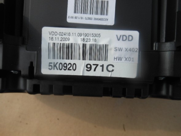 Volkswagen OE ГОДИННИК VW GOLF 5K0920971C
