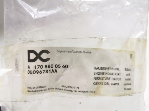 Mercedes-Benz OE Замок безпеки капота верхній MERCEDES BENZ SLK R170 OE 1708800560