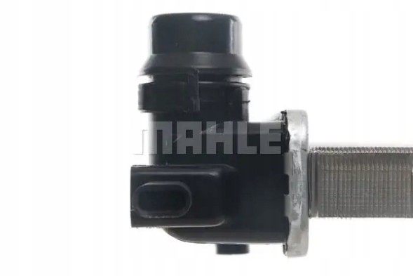 Mahle CR 30 001S Охолоджувач води cr 30 001s mahle audi a3 8p/8pa/8p7