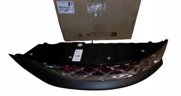 PSA ЛАМПА ЗАДНЯ CITROEN DS7 ПРАВА 9824986480