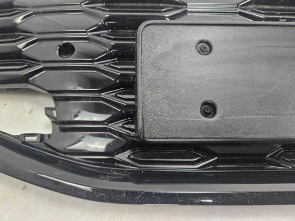 Audi OE AUDI Q6 E-TRON S-LINE S LINE 2023 -> GRILL ATRAPA CHŁODNICY 85H853653A NR.2 AUDI Q6 E-TRON S-LINE S LINE 2023 -> РЕШІТКА РАДІАТОРА (АТРАПА) 85H853653A