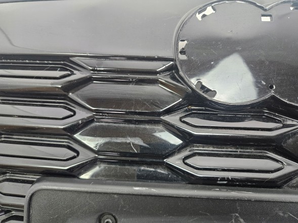 Audi OE AUDI Q6 E-TRON S-LINE S LINE 2023 -> GRILL ATRAPA CHŁODNICY 85H853653A NR.2 AUDI Q6 E-TRON S-LINE S LINE 2023 -> РЕШІТКА РАДІАТОРА (АТРАПА) 85H853653A