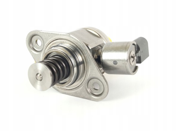 Bosch 0 261 520 472 Паливний інжекторний насос vw golf vi 1.8 tsi bosch 06h127025n 0261520472