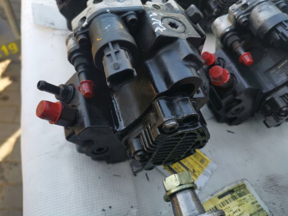 Bosch 0445010094 DCI Паливний насос cr bosch 0445010094
