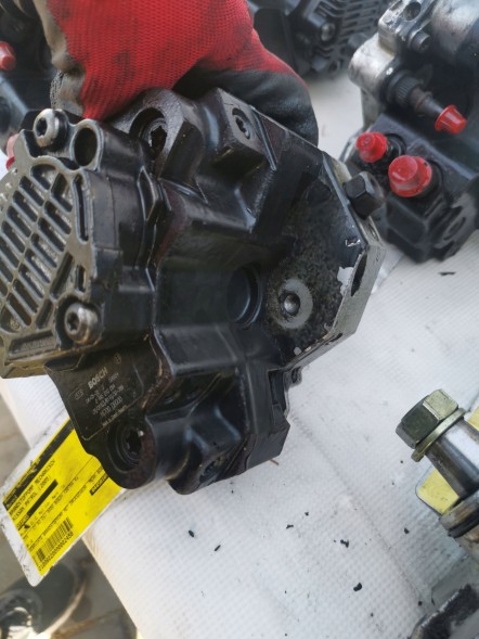 Bosch 0445010094 DCI Паливний насос cr bosch 0445010094